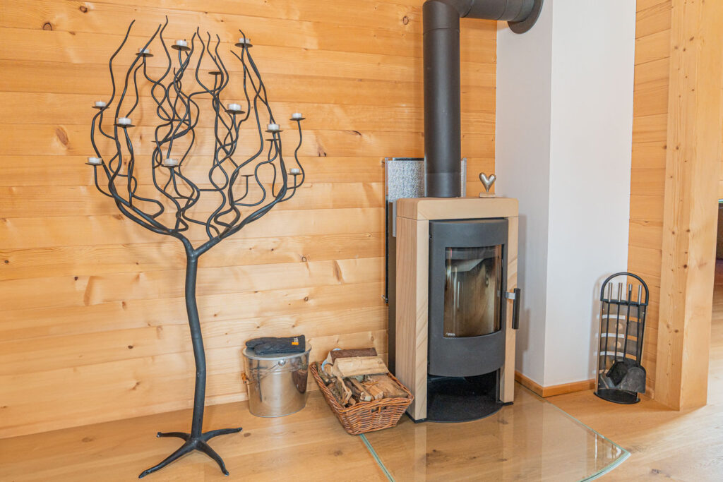 Schwedenofen in der Ferienwohnung Blockhaus Grünes Herz